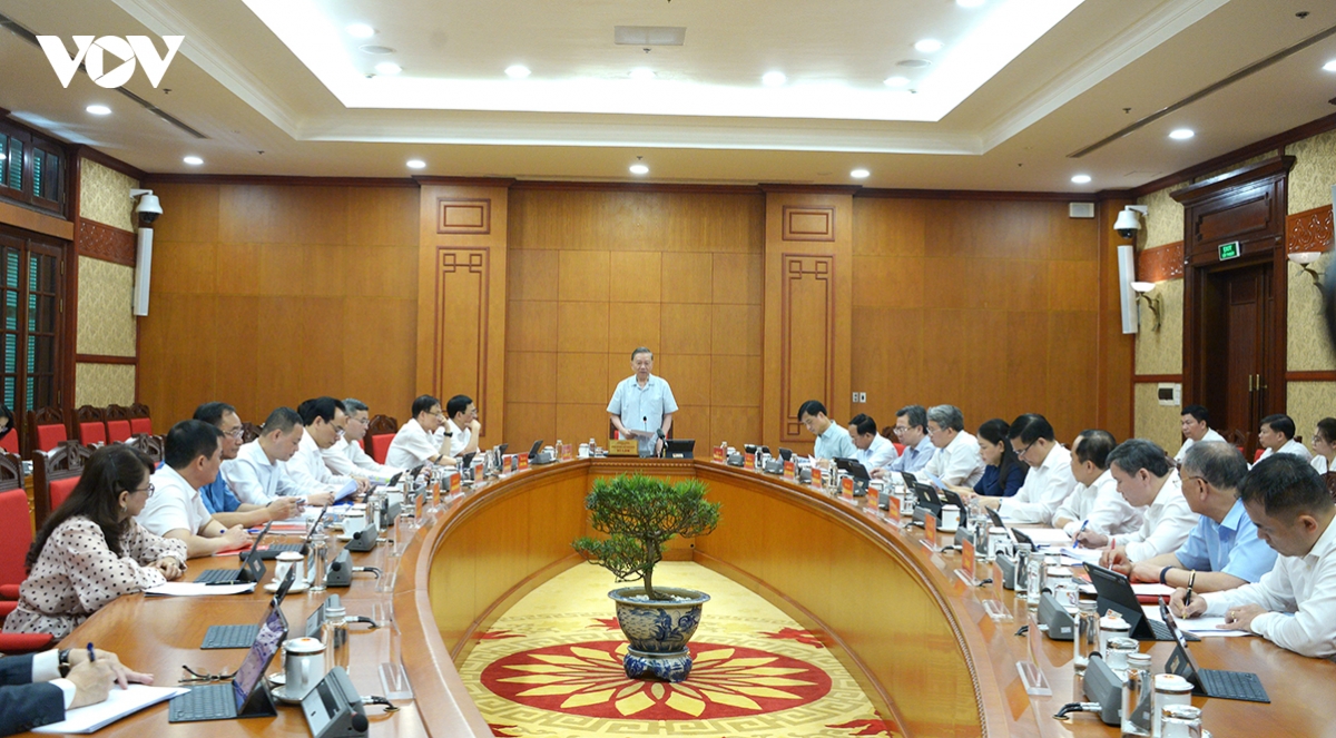 Top leader calls for integrated ecosystem for basic scientific research
